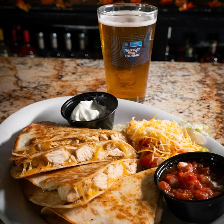 Relaxed Bloomingdale Bites at Landing Bar & Grill